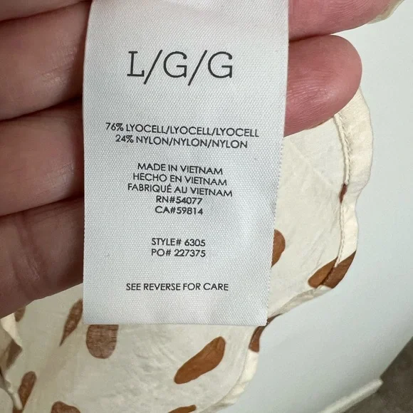 Cabi Spectator Polka Dot Button-Up blouse #6305 Size L - Picture 5 of 7